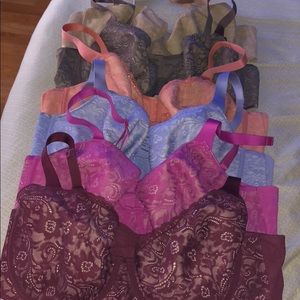 Bundle of 6 Soma bras- NWOT
